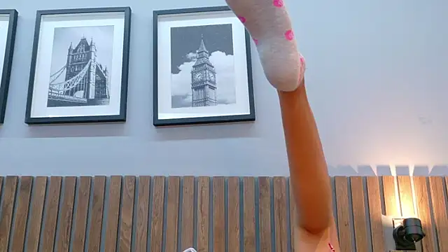 luna roja25 online show from 01/05/26, 05:27