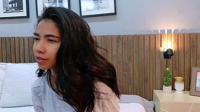 luna roja25 online show from 01/19/26, 01:26