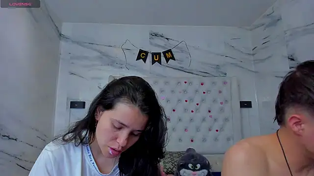 Ari and Storm online show from 05/15/26, 02:48