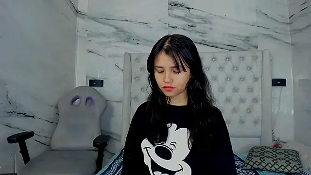 Ari and Storm online show from 09/21/25, 01:27