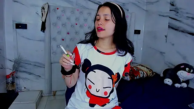 Snapshot of Ari_and_Storm chatting on 02/11/26, 01:05 Ari and Storm online show from 02/11/26, 01:05