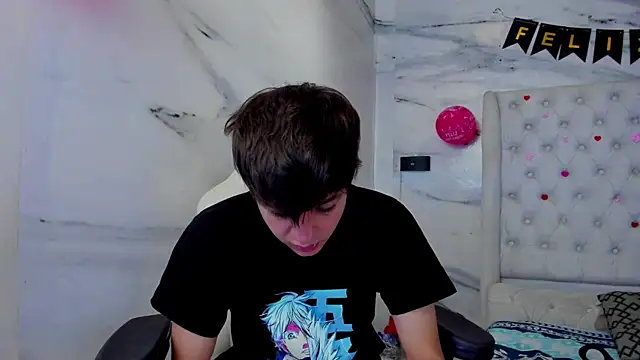 Ari and Storm online show from 03/31/26, 02:30