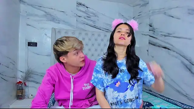 Ari and Storm online show from 10/16/25, 01:41