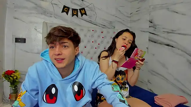 Ari and Storm online show from 05/11/26, 03:51