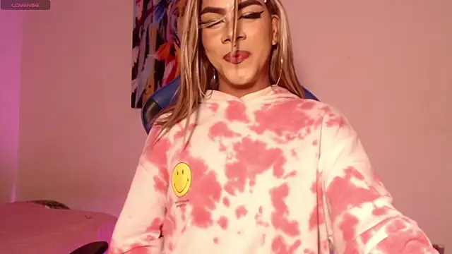 Antonella copper online show from 11/24/25, 10:26