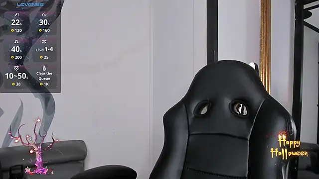 LiamDeep online show from 10/13/25, 08:43