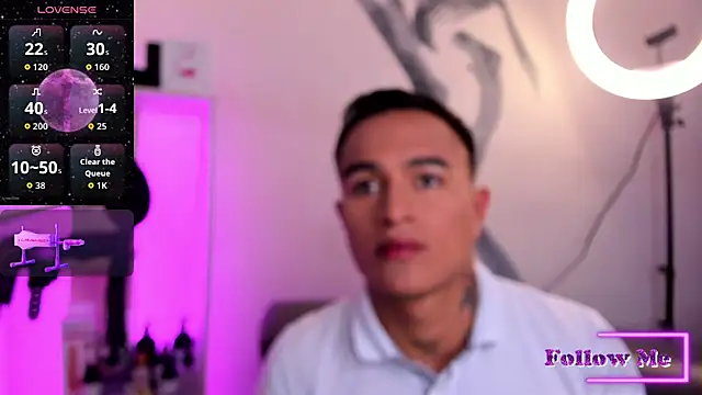 LiamDeep online show from 11/24/25, 08:42