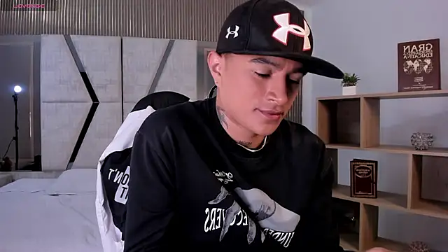 LiamDeep online show from 01/15/26, 08:34