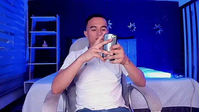 LiamDeep online show from 04/28/26, 08:13