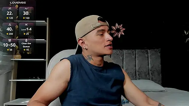 LiamDeep online show from 05/15/26, 07:56