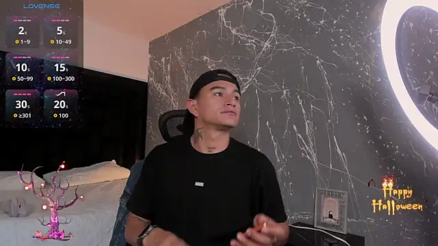 LiamDeep online show from 10/16/25, 09:01