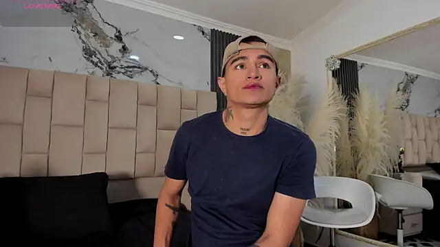 LiamDeep online show from 03/22/26, 08:21