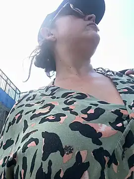 sophie lopez1 online show from 02/11/26, 04:40