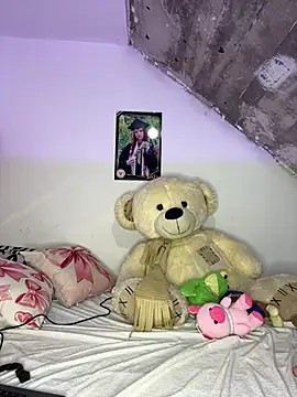 Melody rouxxx online show from 04/14/26, 04:50