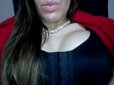Snapshot of Yasleal chatting on 04/12/26, 02:48 Yasleal online show from 04/12/26, 02:48