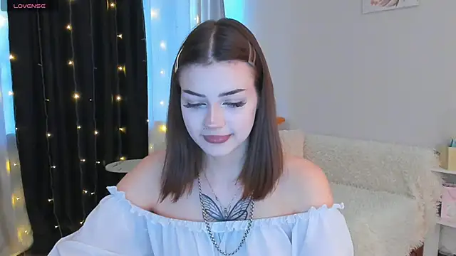 Snapshot of PurrrBerry chatting on 01/09/26, 05:14 PurrrBerry online show from 01/09/26, 05:14