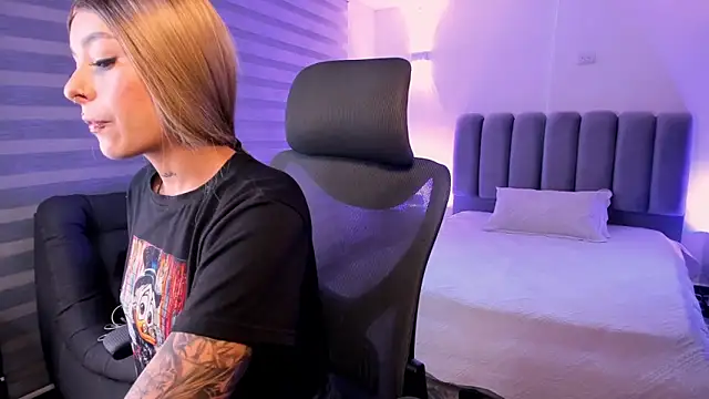 SkyThompson online show from 10/16/25, 05:05