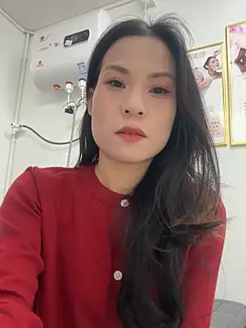 Baby-mmm online show from 11/22/25, 04:33