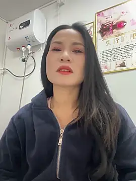 Baby-mmm online show from 11/27/25, 05:52