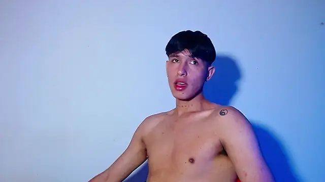 rowanbigboy23 online show from 11/16/25, 09:08