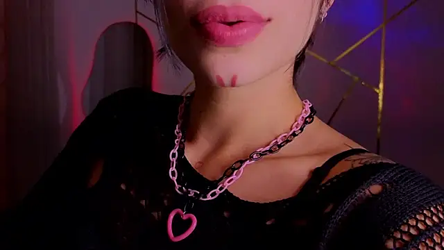 Hollyxx  online show from 12/04/25, 02:10