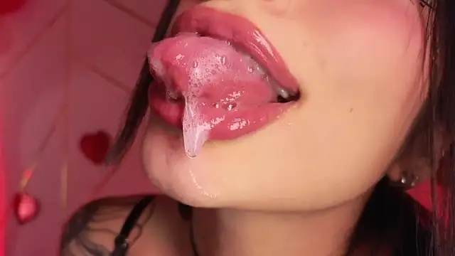 Hollyxx  online show from 03/01/26, 03:39