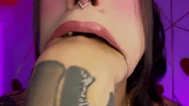 Hollyxx  online show from 03/04/26, 03:31