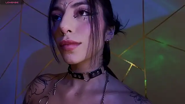 Hollyxx  online show from 02/03/26, 05:29