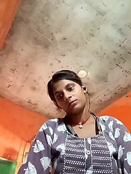 Snapshot of Jyoti_thakurr chatting on 09/24/25, 06:20 Jyoti thakurr online show from 09/24/25, 06:20