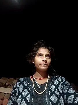 Snapshot of Jyoti_thakurr chatting on 10/09/25, 10:10 Jyoti thakurr online show from 10/09/25, 10:10