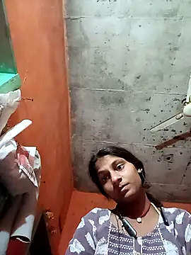 Snapshot of Jyoti_thakurr chatting on 10/12/25, 08:32 Jyoti thakurr online show from 10/12/25, 08:32