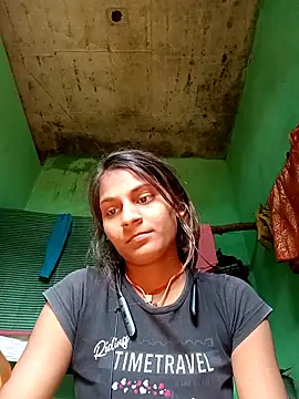 Snapshot of Jyoti_thakurr chatting on 11/06/25, 07:23 Jyoti thakurr online show from 11/06/25, 07:23