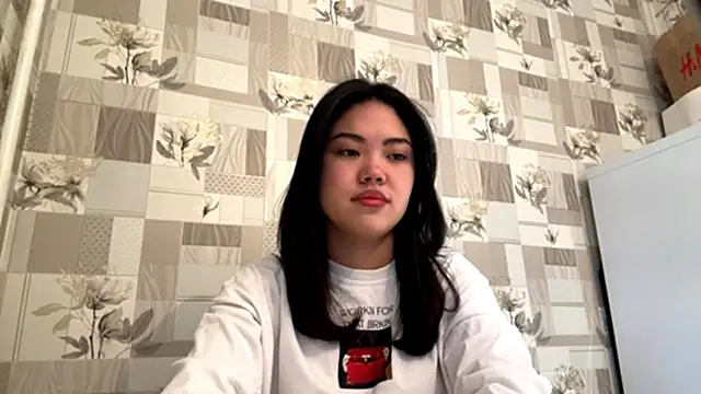 Snapshot of MIMIMary chatting on 09/10/25, 04:00 MIMIMary online show from 09/10/25, 04:00