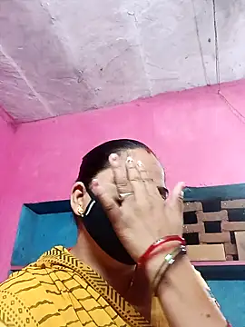 Snapshot of Sabnam_thakurr chatting on 09/19/25, 09:30 Sabnam thakurr online show from 09/19/25, 09:30