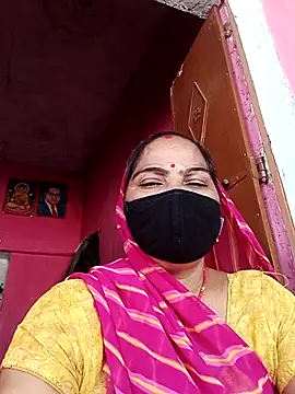 Snapshot of Sabnam_thakurr chatting on 09/20/25, 09:36 Sabnam thakurr online show from 09/20/25, 09:36