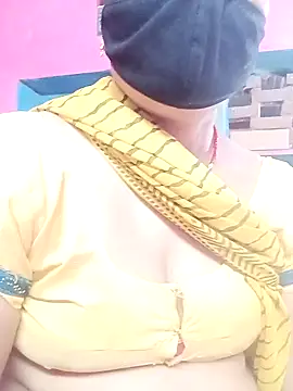 Snapshot of Sabnam_thakurr chatting on 09/23/25, 10:11 Sabnam thakurr online show from 09/23/25, 10:11