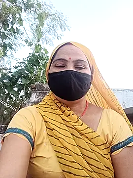 Snapshot of Sabnam_thakurr chatting on 09/25/25, 12:33 Sabnam thakurr online show from 09/25/25, 12:33