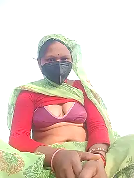 Snapshot of Sabnam_thakurr chatting on 11/10/25, 10:20 Sabnam thakurr online show from 11/10/25, 10:20