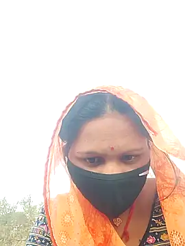 Snapshot of Sabnam_thakurr chatting on 11/13/25, 11:25 Sabnam thakurr online show from 11/13/25, 11:25