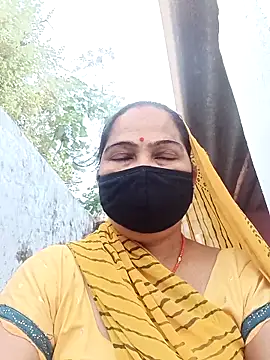 Snapshot of Sabnam_thakurr chatting on 09/26/25, 12:50 Sabnam thakurr online show from 09/26/25, 12:50