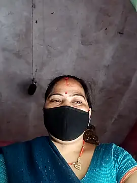 Snapshot of Sabnam_thakurr chatting on 10/04/25, 09:27 Sabnam thakurr online show from 10/04/25, 09:27