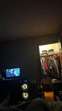 Lunablu13 online show from 12/13/25, 08:04