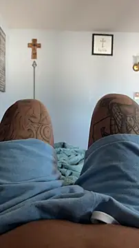 Lunablu13 online show from 12/14/25, 04:01