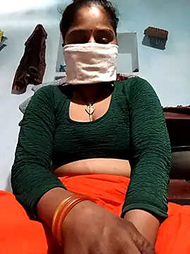 Sheema tyagi online show from 11/17/25, 08:40