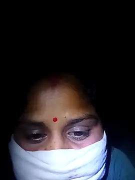 Sheema tyagi online show from 10/22/25, 03:11