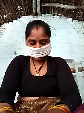 Sheema tyagi online show from 11/08/25, 04:05