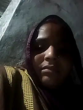 Sheema tyagi online show from 11/02/25, 04:34