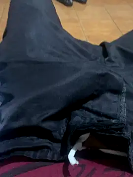 Bruno18cmmmmkk online show from 12/22/25, 12:11