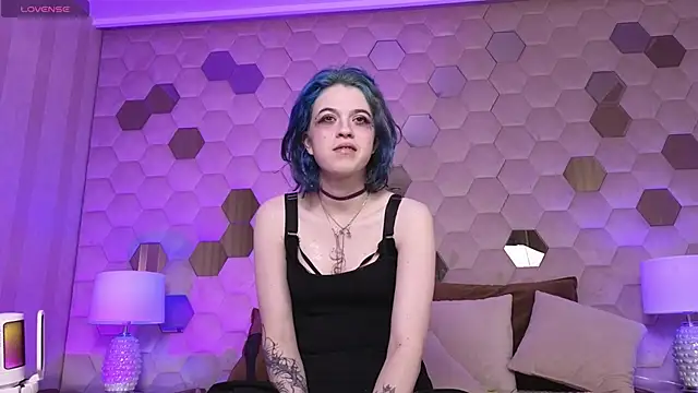 Snapshot of NoelleGothicShadow chatting on 01/10/26, 11:33 NoelleGothicShadow online show from 01/10/26, 11:33