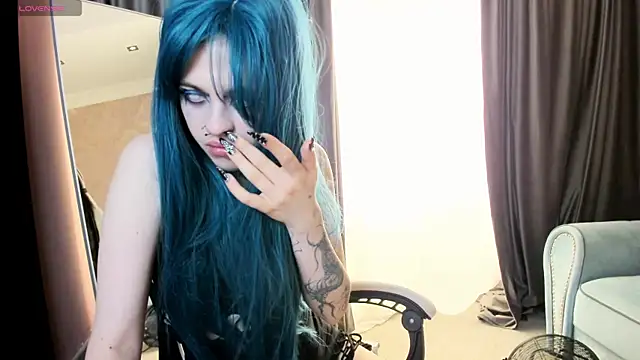 NoelleGothicShadow online show from 10/01/25, 10:02